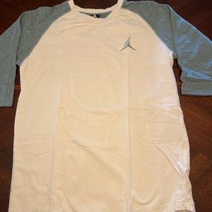 NIKE Jumpman Medium Henley 3/4 Sleeve Michael Jordan PRISTINE